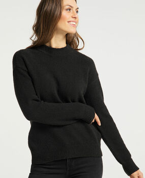 Weicher schwarzer Pullover